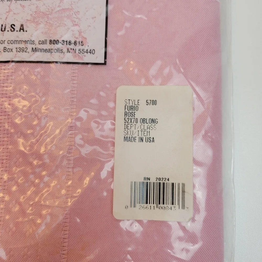 Pink tablecloth oblong